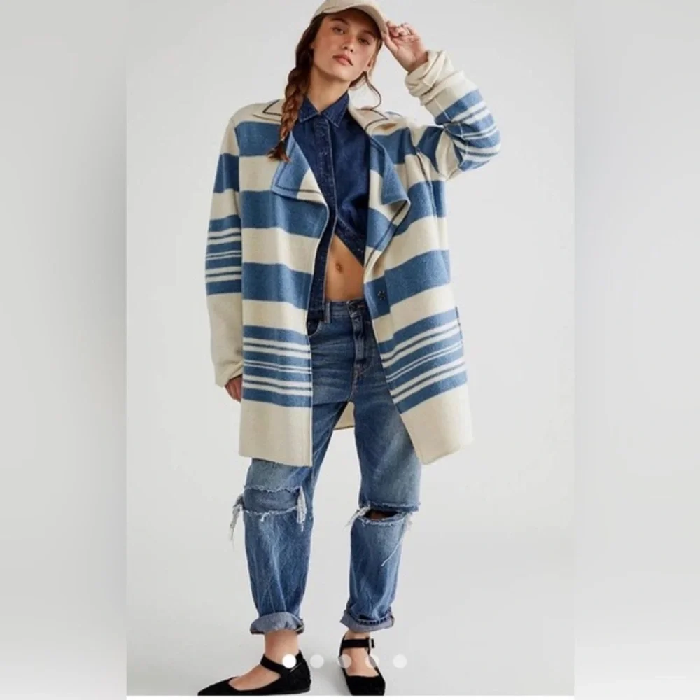 Free People We The Free blue cream striped wool cardigan jacket topper size XS S